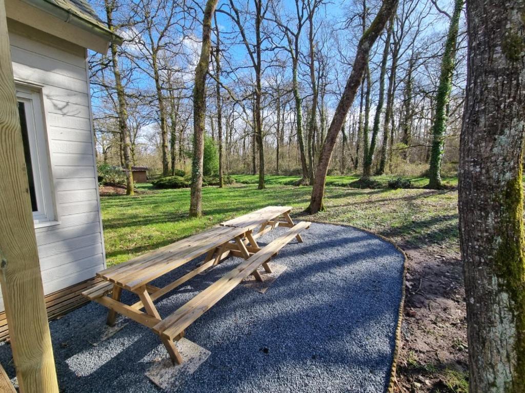 Les Chalets De Saumur, Piscine & Parc Boise, 100M Du Cadrenoir Zewnętrze zdjęcie