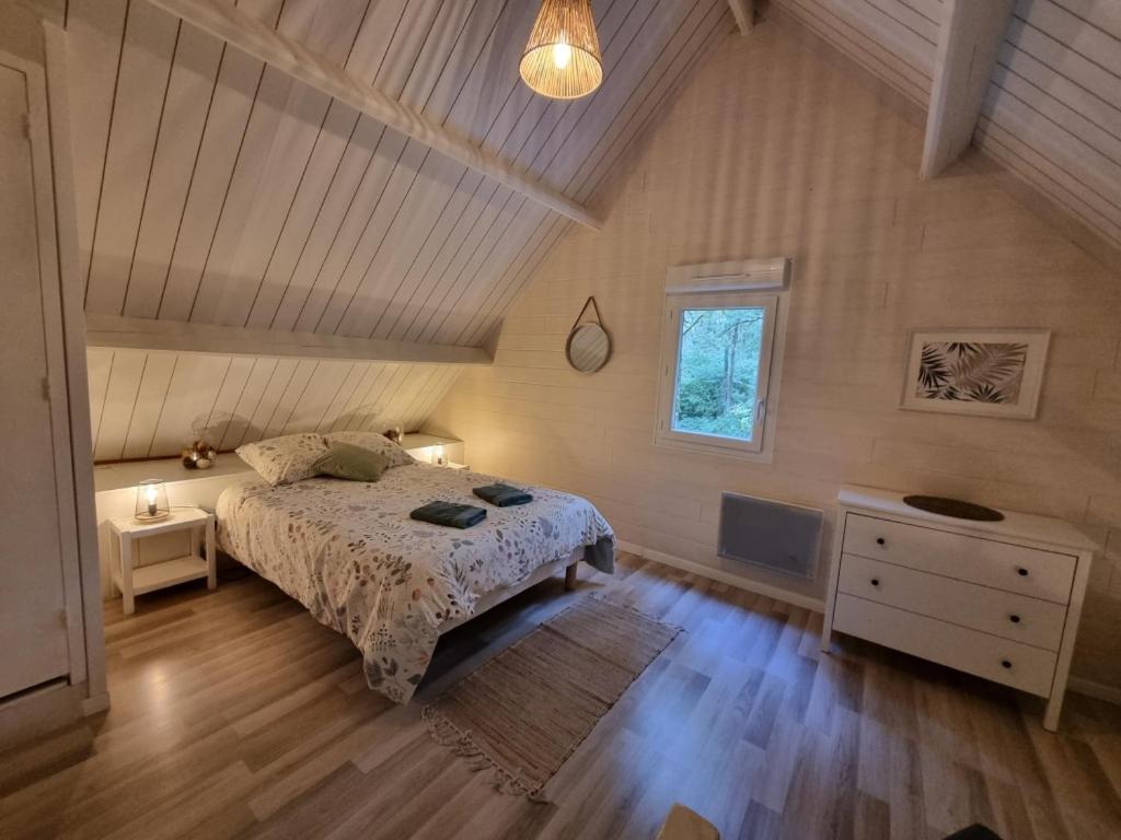 Les Chalets De Saumur, Piscine & Parc Boise, 100M Du Cadrenoir Zewnętrze zdjęcie